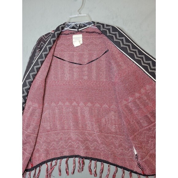 Billabong Designer's Closet Boho Cardigan Wrap Southwestern Print Fringe Size S - Picture 8 of 14